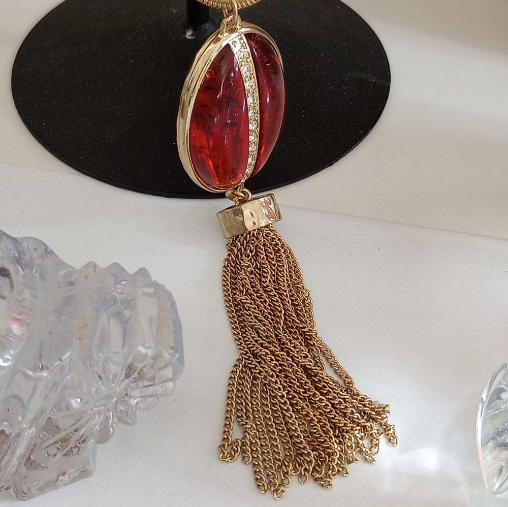 Red Earing and Necklace Set